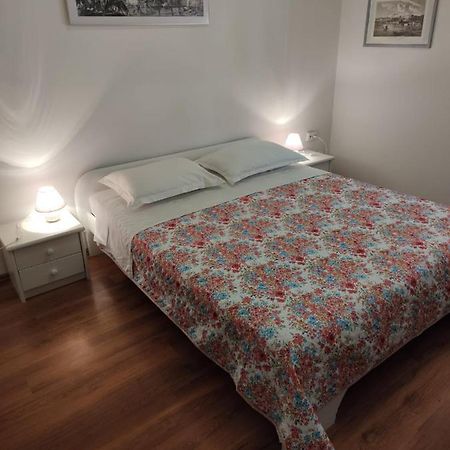 Private Accommodation Raspudic Split Ngoại thất bức ảnh